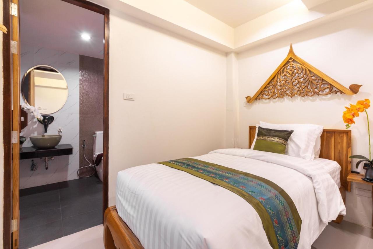 Anumat Premium Budget Hotel Chiang Mai Exterior photo