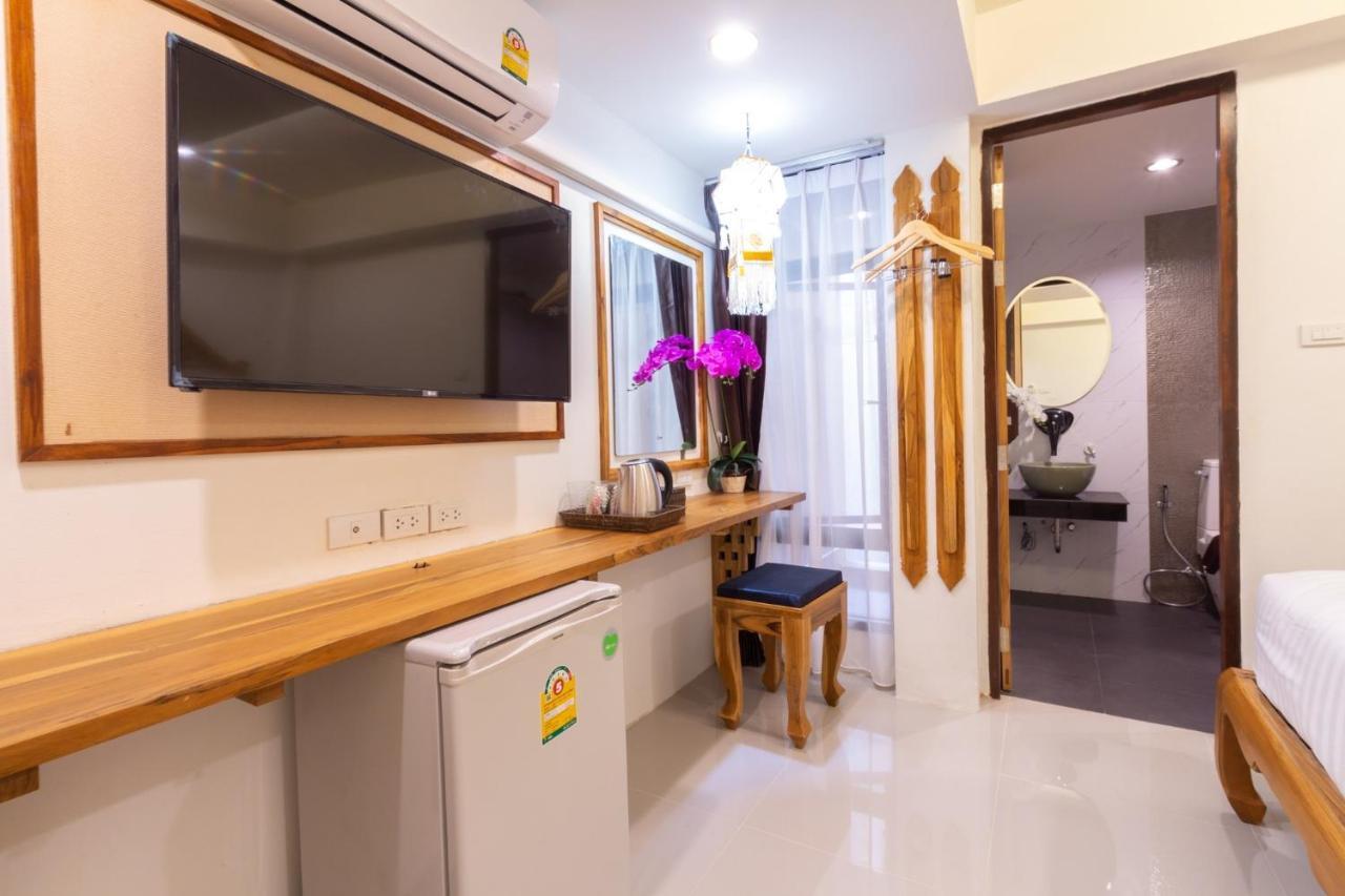 Anumat Premium Budget Hotel Chiang Mai Exterior photo